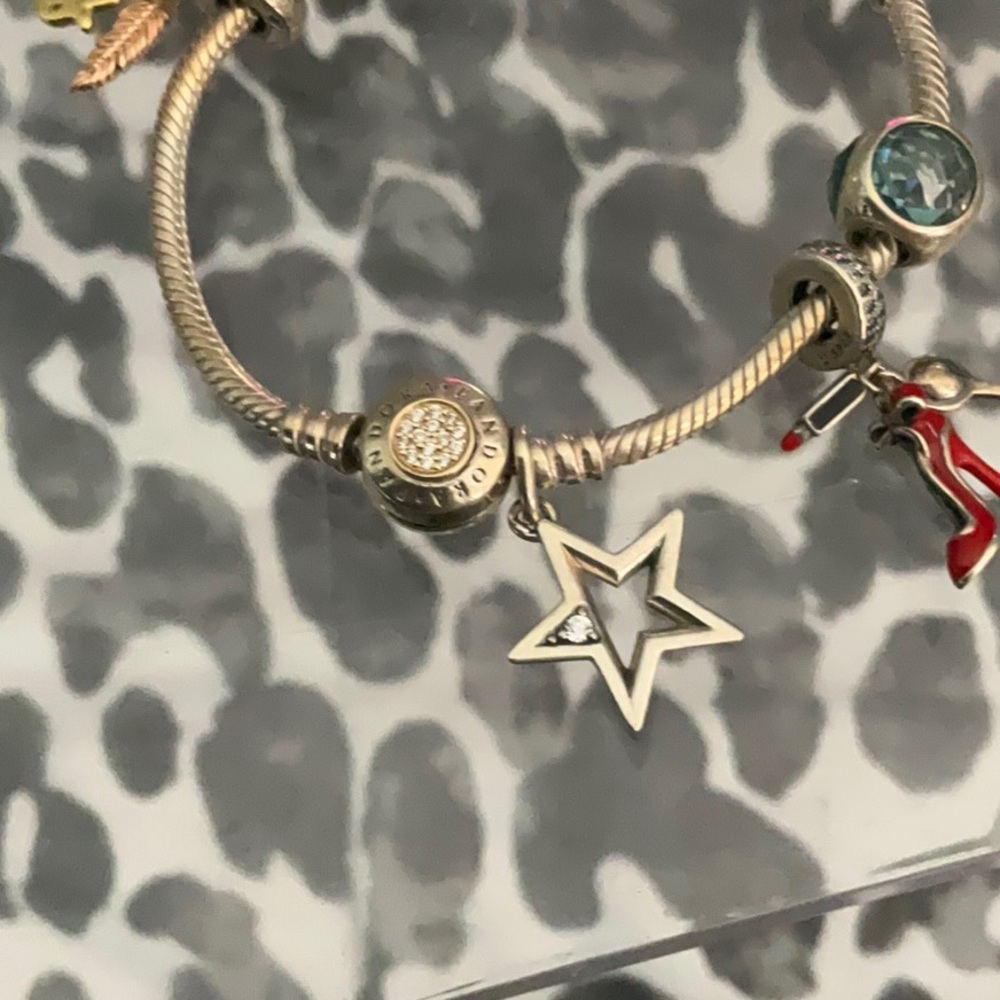 Pandora bracelet - Picture 2 of 5